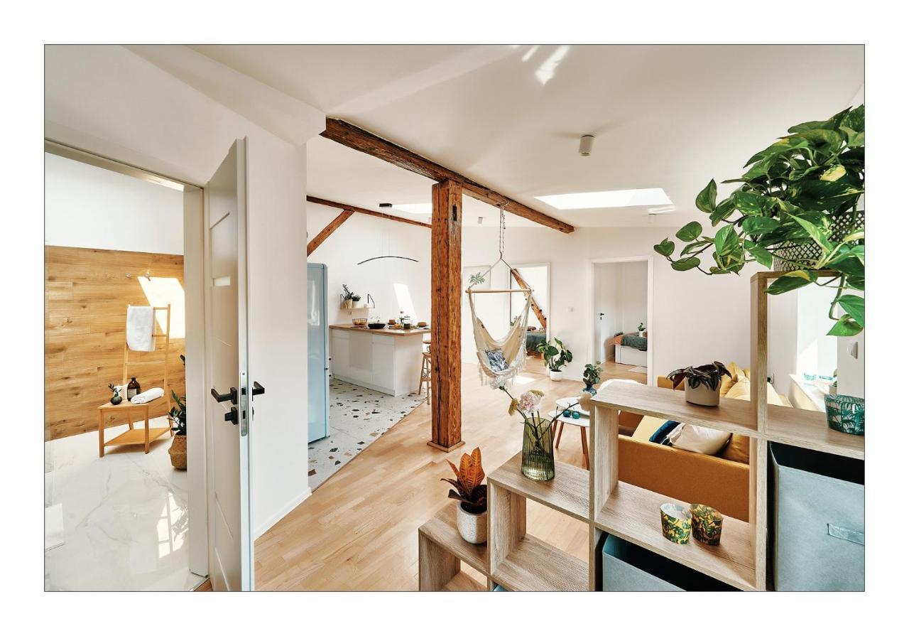 Sunny Apartment At The Heart Of Old Town Cracovia Exterior foto